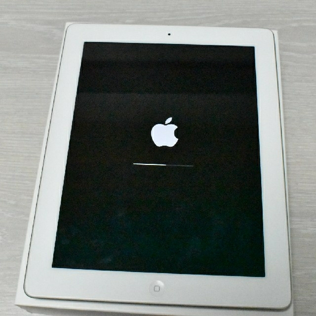 iPad第4世代(A1458)本体16GBシルバーWi-Fiモデル送料込PC/タブレット