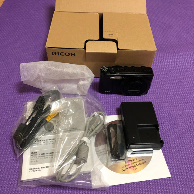 RICOH(リコー)のRICOH CX4 ブラック スマホ/家電/カメラのカメラ(コンパクトデジタルカメラ)の商品写真