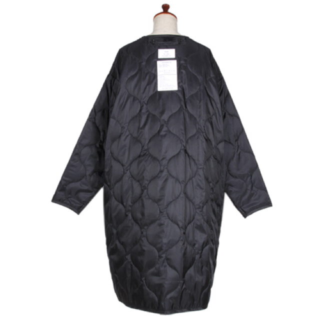 HYKE(ハイク)の新品未使用HYKE  QUILTED CREWNECK LINER COAT   レディースのジャケット/アウター(ロングコート)の商品写真