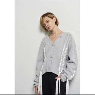 ルシェルブルー Laceup Cable Knit Cardigan グレー