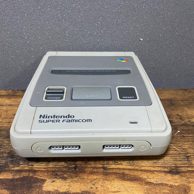 スーパーファミコン(スーパーファミコン)のスーパーファミコン　スーファミ　本体　 エンタメ/ホビーのゲームソフト/ゲーム機本体(家庭用ゲーム機本体)の商品写真