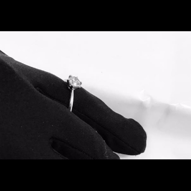 ゆい様専用⚠️ダイヤ 0.7ct  PT900  #19  3.4g レディースのアクセサリー(リング(指輪))の商品写真