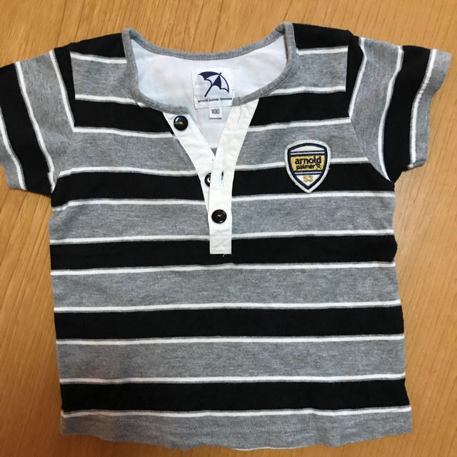 Arnold Palmer(アーノルドパーマー)の半袖Tシャツ　2枚　100 キッズ/ベビー/マタニティのキッズ服男の子用(90cm~)(Tシャツ/カットソー)の商品写真