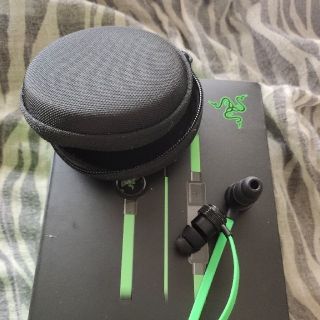 レイザー(LAZER)のRazer hammer head PRO V2(ヘッドフォン/イヤフォン)