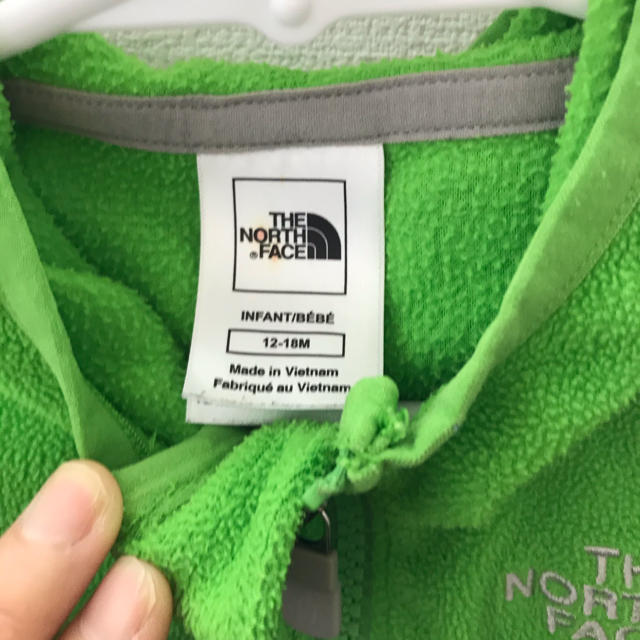 THE NORTH FACE(ザノースフェイス)のノースフェイス  薄手　フリース キッズ/ベビー/マタニティのベビー服(~85cm)(ジャケット/コート)の商品写真