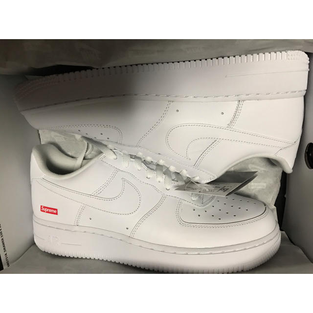 supreme AF1 28cm レシートあります