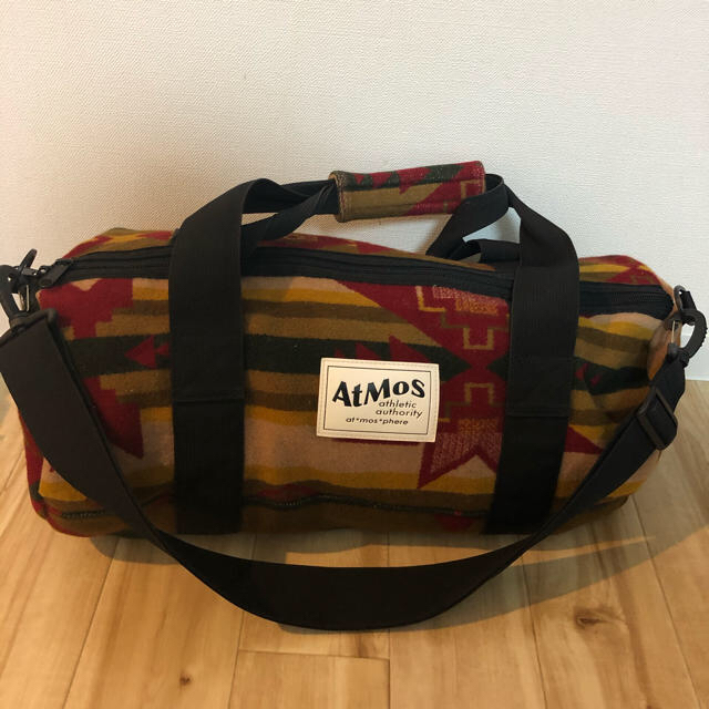 atmos(アトモス)のアトモス　Atmos  ボストンバック　キャンパー メンズのバッグ(ボストンバッグ)の商品写真