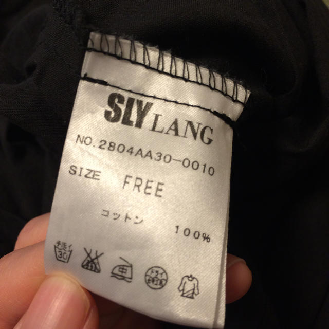 SLY LANG(スライラング)のSLYLANGトップス レディースのトップス(Tシャツ(半袖/袖なし))の商品写真