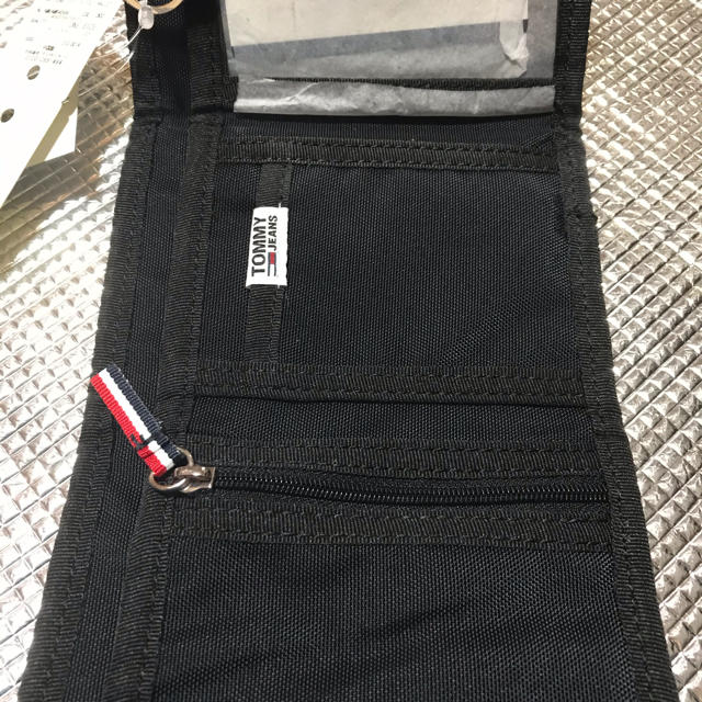 TOMMY HILFIGER(トミーヒルフィガー)のトミーヒルフィガー　ウォレット　財布 メンズのファッション小物(折り財布)の商品写真