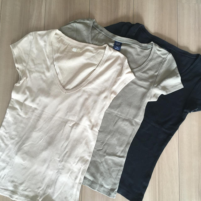 GAP(ギャップ)のGAP Ｔシャツ　3枚セット レディースのトップス(Tシャツ(半袖/袖なし))の商品写真