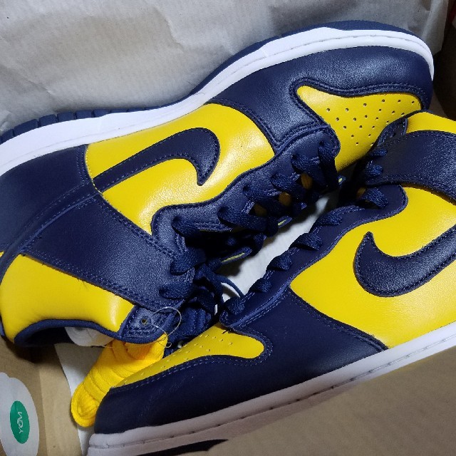 NIKE(ナイキ)のNIKE Dunk High SP Michigan メンズの靴/シューズ(スニーカー)の商品写真