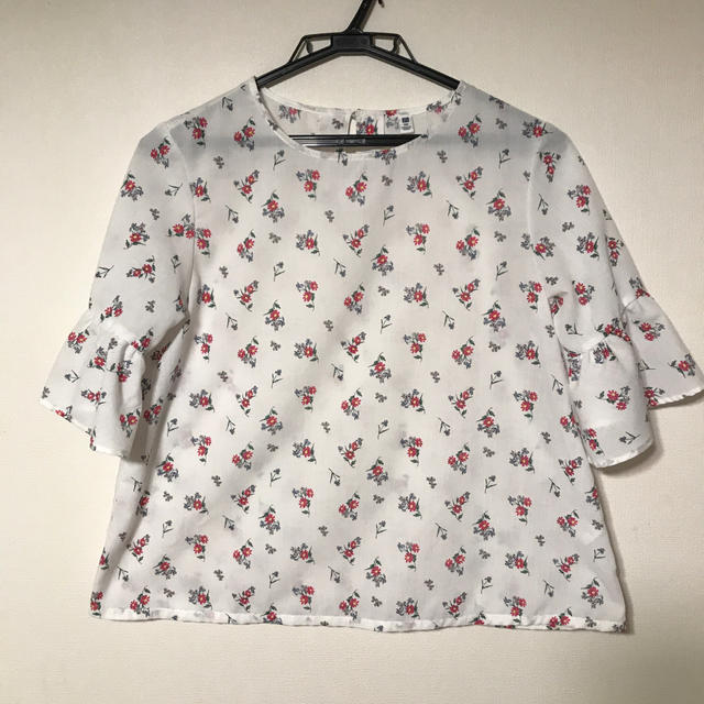 UNIQLO(ユニクロ)の花柄チュニック キッズ/ベビー/マタニティのキッズ服女の子用(90cm~)(ブラウス)の商品写真