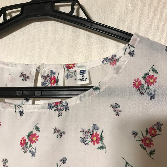 UNIQLO(ユニクロ)の花柄チュニック キッズ/ベビー/マタニティのキッズ服女の子用(90cm~)(ブラウス)の商品写真