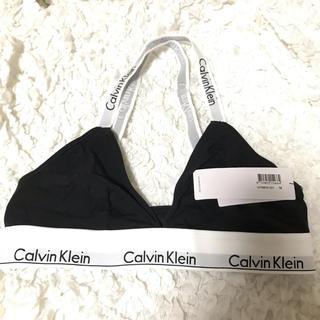 カルバンクライン(Calvin Klein)のCalvin Klein モダンクロスバック ブラレット(ブラ)