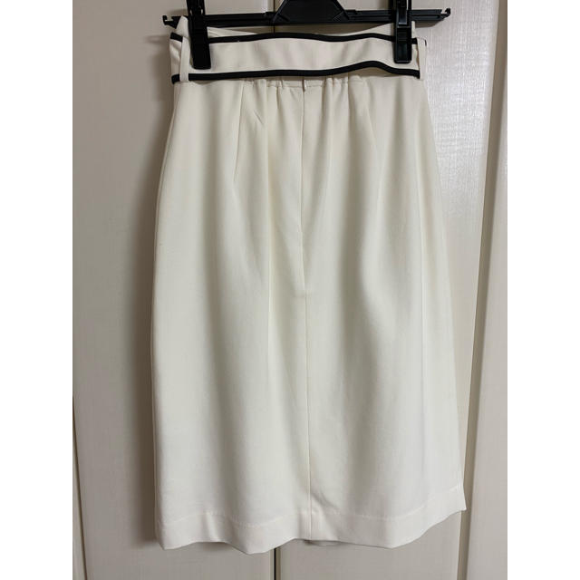 ジャスグリッティー　ベルト付き配色タイトスカート　ホワイト　サイズ0 1