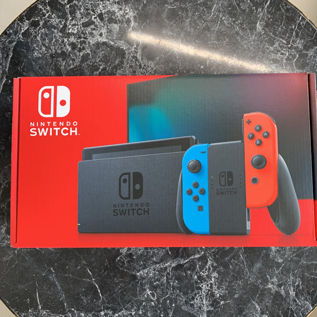 00013新品 新型 任天堂 Nintendo Switch ネオン