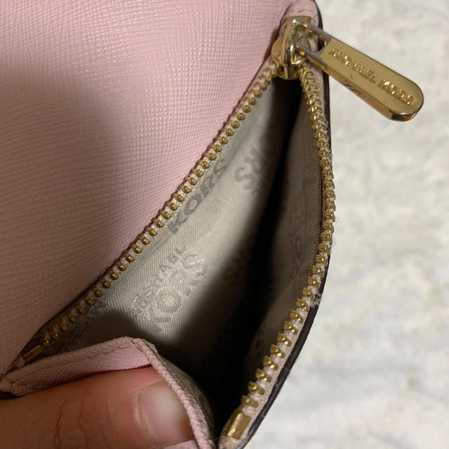 Michael Kors(マイケルコース)のMICHAEL KORS 二つ折り財布【値下げ】 メンズのファッション小物(折り財布)の商品写真