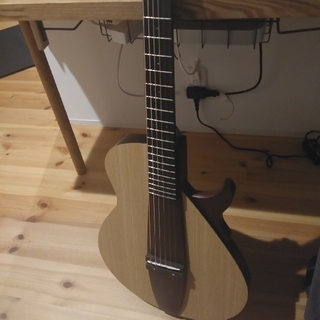ヤマハ(ヤマハ)のサイレントギター(アコースティックギター)