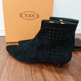 トッズ(TOD'S)の新品 TOD'S ショート ブーツ シューズ(ブーツ)