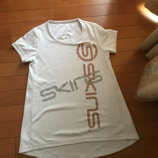 スキンズ(SKINS)のskins  深キョンモデルです💓売切でこのお値段(Tシャツ(半袖/袖なし))