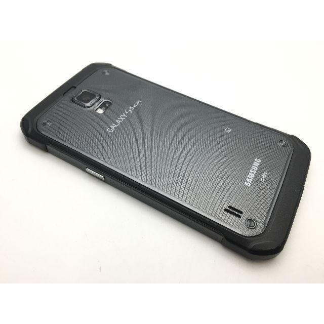 SAMSUNG(サムスン)のdocomo GALAXY S5 ACTIVE SC-02G グレー◆上美品◆ スマホ/家電/カメラのスマートフォン/携帯電話(スマートフォン本体)の商品写真