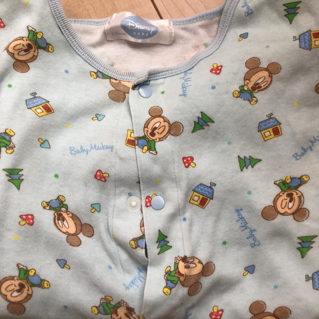 Disney(ディズニー)のパジャマ90センチ　腹巻きパジャマ　ミッキー キッズ/ベビー/マタニティのキッズ服男の子用(90cm~)(パジャマ)の商品写真