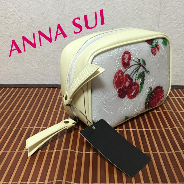 ANNA SUI(アナスイ)の未使用¥5565タグ付きANNA SUI レディースのファッション小物(ポーチ)の商品写真