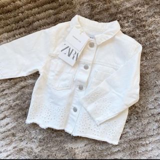 ザラキッズ(ZARA KIDS)の※値下げ!新品　ザラベビー　ZARA ザラ　女の子　シャツ　白　アウター　デニム(ジャケット/コート)