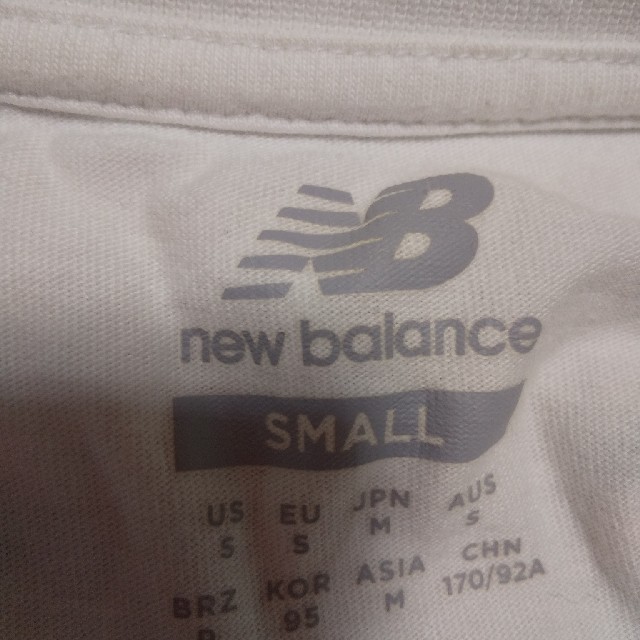 New Balance(ニューバランス)の値下げ中！ニューバランス　人気Tシャツ！ レディースのトップス(Tシャツ(半袖/袖なし))の商品写真