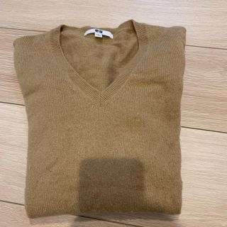 ユニクロ(UNIQLO)のいちか様専用　ユニクロ　カシミヤ100％　セーター　ベージュ(ニット/セーター)