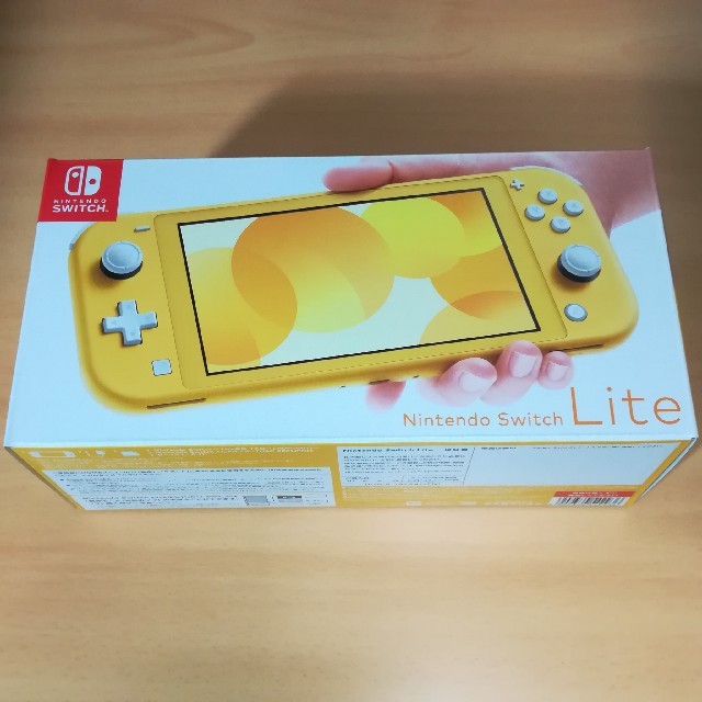 新品 Nintendo Switch Lite イエロー 携帯用ゲーム機本体