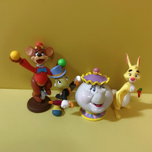 Disney(ディズニー)のディズニーフィギュア エンタメ/ホビーのおもちゃ/ぬいぐるみ(キャラクターグッズ)の商品写真