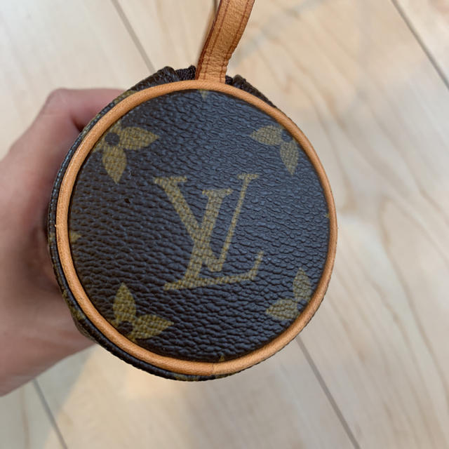 LOUIS VUITTON(ルイヴィトン)のヴィトン  ミニバッグ　ポーチ　 レディースのバッグ(ハンドバッグ)の商品写真