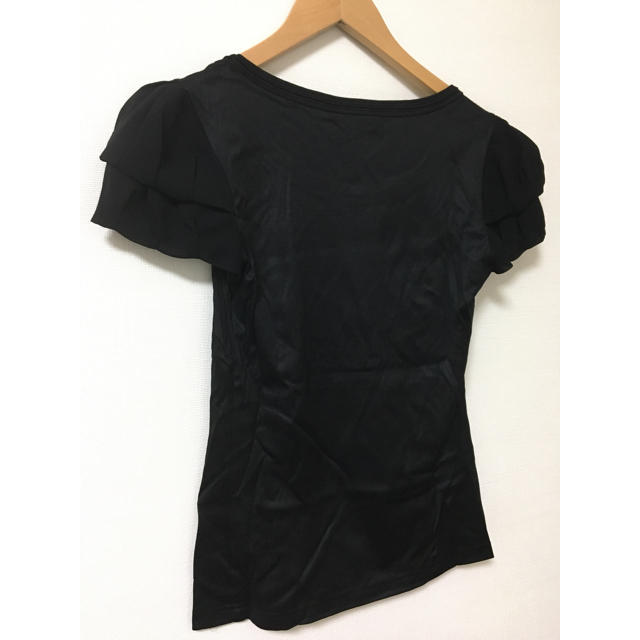 M-premier(エムプルミエ)のエムプルミエ　Tシャツ　カットソー　袖フリル  Mプルミエ  レディースのトップス(Tシャツ(半袖/袖なし))の商品写真