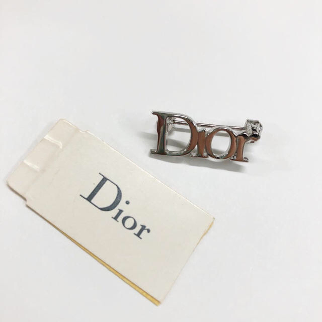 Dior(ディオール)のDior ディオール　ブローチ　コサージュ　アクセサリー　シルバー レディースのアクセサリー(ブローチ/コサージュ)の商品写真