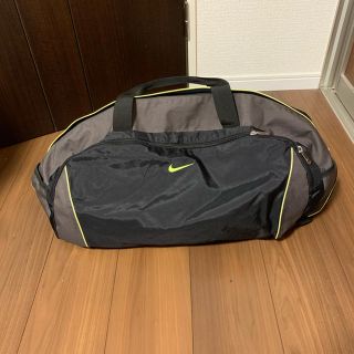 ナイキ(NIKE)のナイキ　ボストンバッグ（大容量）(ボストンバッグ)