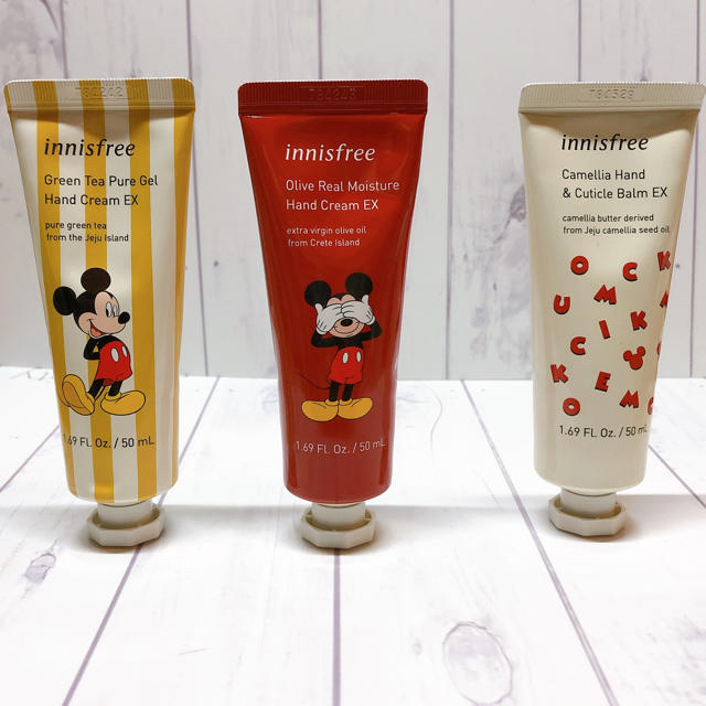 Innisfree(イニスフリー)の2セット イニスフリー   限定　ディズニー   ミッキー   ハンドクリーム コスメ/美容のボディケア(ハンドクリーム)の商品写真