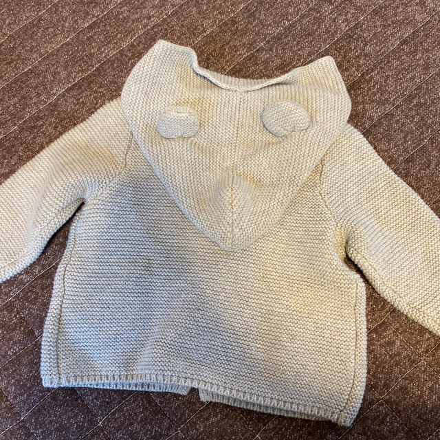 babyGAP(ベビーギャップ)のGAP くま耳パーカー キッズ/ベビー/マタニティのベビー服(~85cm)(カーディガン/ボレロ)の商品写真