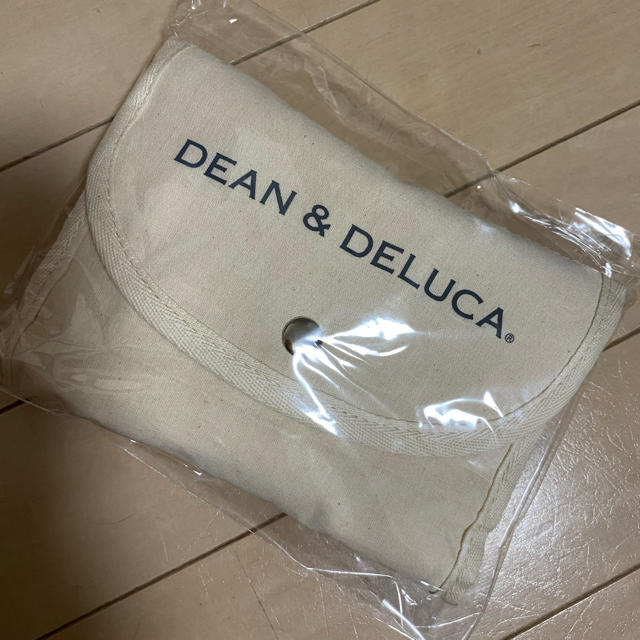 DEAN & DELUCA(ディーンアンドデルーカ)のディーン&デルーカ　エコバッグ　新品　最安値‼️ レディースのバッグ(エコバッグ)の商品写真