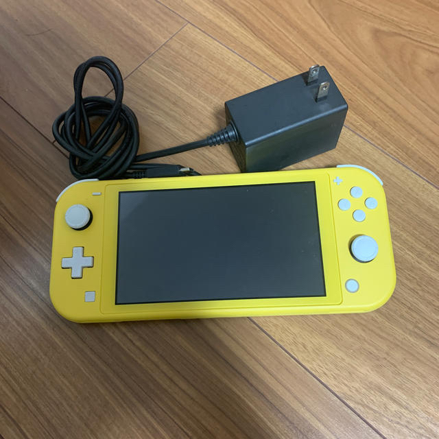 Nintendo Switch Lite イエロー