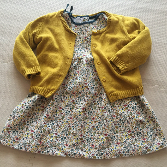 ZARA KIDS(ザラキッズ)の【バラ売りも可】ZARA kids ワンピース & カーディガン セット キッズ/ベビー/マタニティのキッズ服女の子用(90cm~)(ワンピース)の商品写真