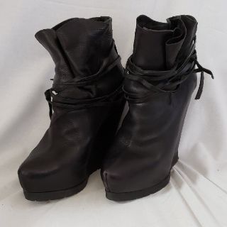 お値下げ!。美品❗CINZIA ARAIA アライア　ブーツ(ブーツ)
