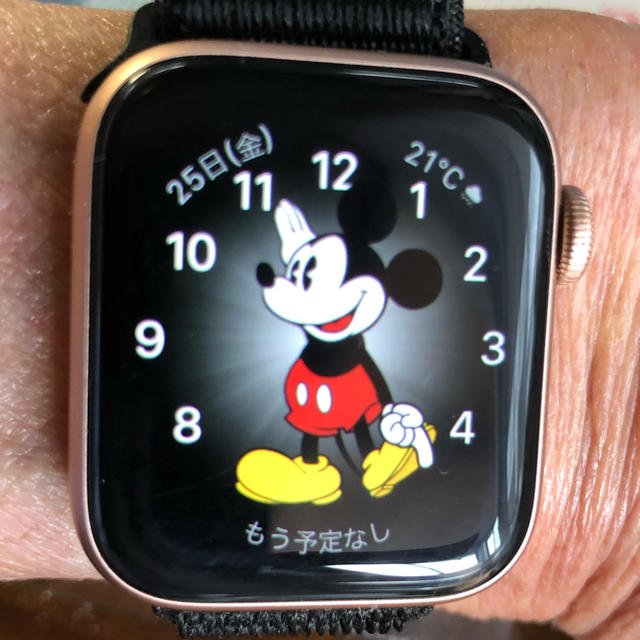 Apple Watch5 GPS 40mm ゴールドアルミ ピンクサンドスポーツ-