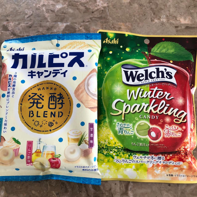 アサヒ(アサヒ)のアサヒ　カルピス　& ウェルチ　キャンディ 食品/飲料/酒の食品(菓子/デザート)の商品写真