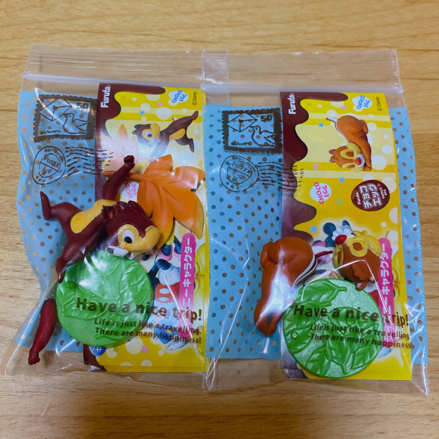 フルタ製菓(フルタセイカ)のチョコエッグ　チップ　デール　2体セット　フィギュア エンタメ/ホビーのおもちゃ/ぬいぐるみ(キャラクターグッズ)の商品写真