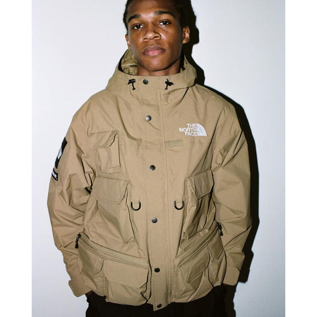 Supreme(シュプリーム)のSupreme®/The North Face® Cargo Jacket メンズのジャケット/アウター(マウンテンパーカー)の商品写真