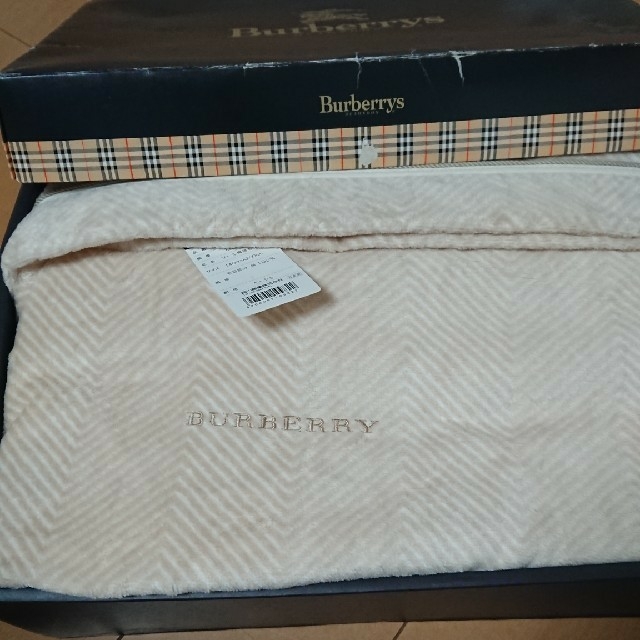 美品!新品保管品バーバリー綿毛布 美品!新品保管品バーバリー綿毛布