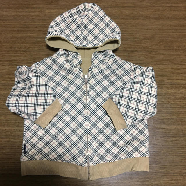 BURBERRY(バーバリー)のバーバリー ベビー　リバーシブルパーカー　80 キッズ/ベビー/マタニティのベビー服(~85cm)(トレーナー)の商品写真