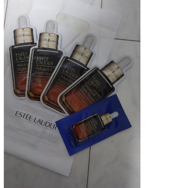 Estee Lauder(エスティローダー)のエスティローダーアドバンスナイトリペア美容液 サンプルセット コスメ/美容のスキンケア/基礎化粧品(美容液)の商品写真