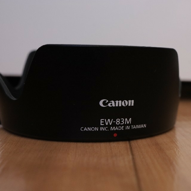 Canon(キヤノン)の美品 キヤノン EF24-105mm F3.5-5.6 is stm スマホ/家電/カメラのカメラ(レンズ(ズーム))の商品写真